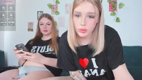 Snapshot of krisi_myrr chatting on May 29, 2026, 1:20 pm Kristina3 online show from May 29, 2026, 1:20 pm