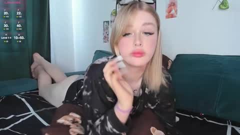 Snapshot of krisi_myrr chatting on June 4, 2026, 11:16 am Kristina3 online show from June 4, 2026, 11:16 am