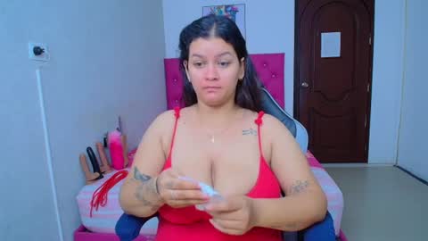 kriss_sweetboobs online show from July 23, 2026, 12:58 pm