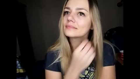 KrissSexi online show from December 18, 2024, 11:45 am