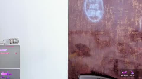 Snapshot of kristal_blond chatting on January 15, 2025, 3:43 am online show from January 15, 2025, 3:43 am