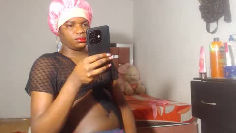 kristal_cox2 online show from March 19, 2026, 10:19 am