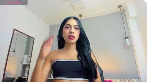 Snapshot of kristall_swan chatting on February 8, 2026, 2:20 pm Kristall online show from February 8, 2026, 2:20 pm