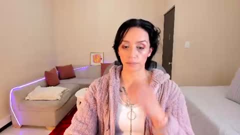 Sophia online show from July 20, 2026, 7:27 pm