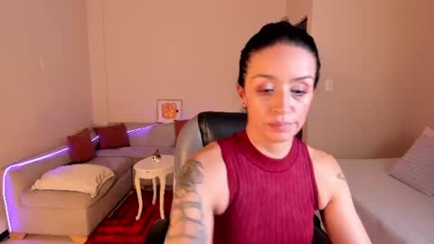 Sophia online show from July 25, 2026, 7:33 pm
