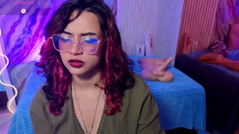 kristen_tay online show from May 13, 2026, 3:04 am