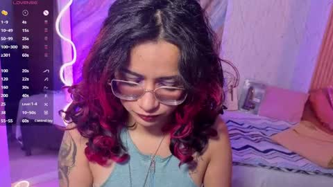 kristen_tay online show from May 27, 2026, 3:14 am