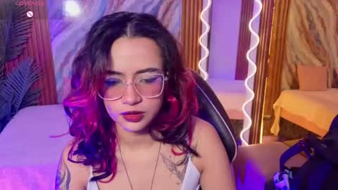 kristen_tay online show from June 6, 2026, 2:38 am