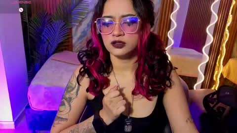 kristen_tay online show from June 8, 2026, 2:45 am