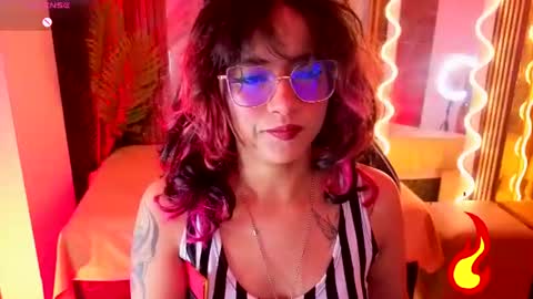 kristen_tay online show from June 20, 2026, 2:47 am