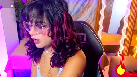 kristen_tay online show from July 1, 2026, 2:46 am