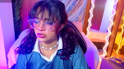 kristen_tay online show from July 6, 2026, 2:52 am