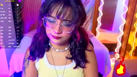 kristen_tay online show from July 8, 2026, 2:49 am