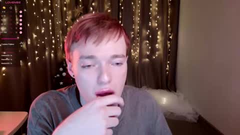 Snapshot of kristenegor chatting on December 19, 2025, 12:06 am Kristen online show from December 19, 2025, 12:06 am