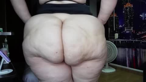 Kristen online show from September 13, 2025, 2:55 am