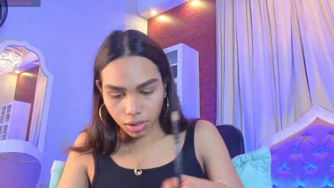 KristinaGriner online show from June 7, 2026, 2:27 am