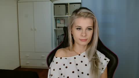 KristineAmore online show from March 27, 2026, 8:26 am