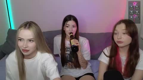 Snapshot of kristy_babe chatting on January 14, 2025, 5:23 pm Kristy and Alice online show from January 14, 2025, 5:23 pm