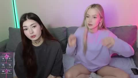 Snapshot of kristy_babe chatting on January 17, 2025, 9:06 pm Kristy and Alice online show from January 17, 2025, 9:06 pm