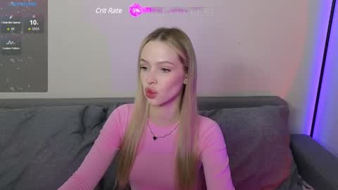 Snapshot of kristy_babe chatting on February 28, 2025, 6:41 pm Kristy and Alice online show from February 28, 2025, 6:41 pm