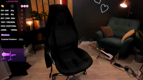 Snapshot of kristy_rayyy chatting on September 28, 2025, 3:23 am Monika online show from September 28, 2025, 3:23 am