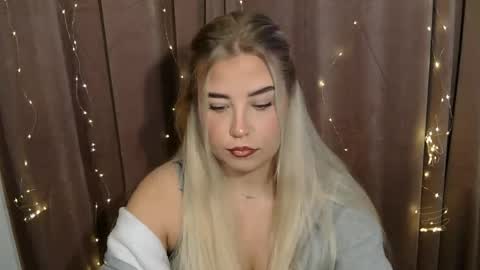 KristyFlowers online show from December 2, 2024, 6:20 am