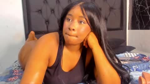 Snapshot of krixtybrown chatting on February 18, 2025, 2:49 am krixty online show from February 18, 2025, 2:49 am