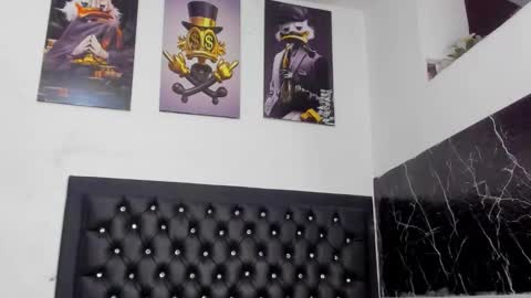 Snapshot of krixtybrown chatting on November 12, 2025, 7:03 pm krixty online show from November 12, 2025, 7:03 pm