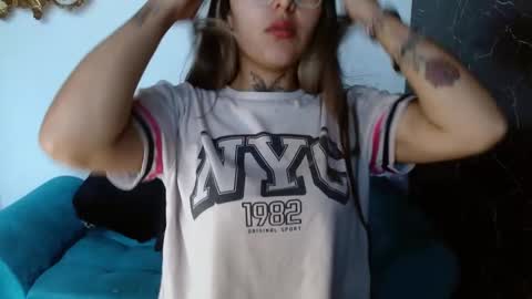 Snapshot of kronikafuckass chatting on January 18, 2025, 1:40 pm kronikafuckass online show from January 18, 2025, 1:40 pm