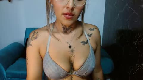 Snapshot of kronikafuckass chatting on February 7, 2025, 9:37 pm kronikafuckass online show from February 7, 2025, 9:37 pm