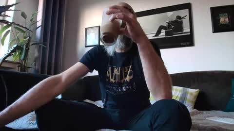 Snapshot of krummersaebel chatting on February 23, 2025, 4:35 pm krummersaebel online show from February 23, 2025, 4:35 pm