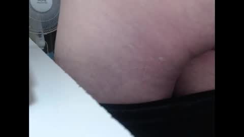 Snapshot of krumpy14 chatting on November 14, 2025, 1:21 pm krumpy14 horny grandad online show from November 14, 2025, 1:21 pm