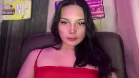 Snapshot of krysslutygirl chatting on April 15, 2026, 8:43 am KRISTINE online show from April 15, 2026, 8:43 am