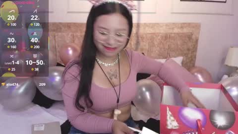krystal online show from January 31, 2025, 2:17 pm