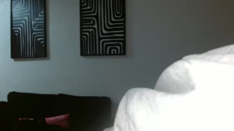 Krystal Blake online show from April 1, 2026, 2:12 am