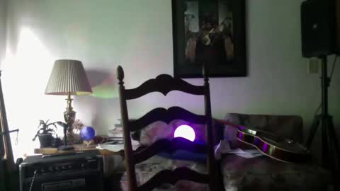 krystalkush420 online show from April 18, 2026, 1:48 pm