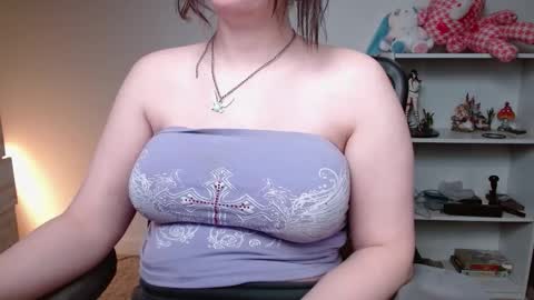 Snapshot of krystalsyxx chatting on March 31, 2026, 4:51 pm Krystal Syx online show from March 31, 2026, 4:51 pm