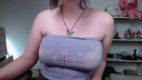 Snapshot of krystalsyxx chatting on May 16, 2026, 9:35 pm Krystal Syx online show from May 16, 2026, 9:35 pm