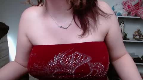 Krystal Syx online show from June 11, 2026, 12:32 am