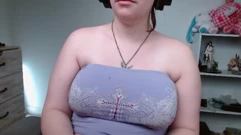 Krystal Syx online show from June 12, 2026, 2:38 pm