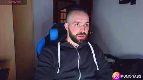 kumonass online show from March 30, 2026, 8:04 am