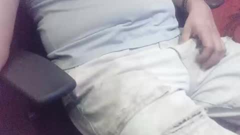 kunahub17 online show from November 13, 2025, 2:43 am