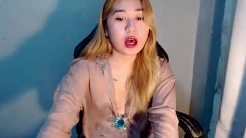 kuntiex online show from September 26, 2025, 9:41 pm