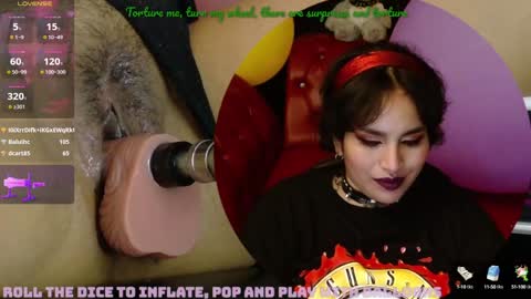 Snapshot of kureiji_fetish chatting on December 29, 2024, 12:12 pm Fetiche Woman online show from December 29, 2024, 12:12 pm