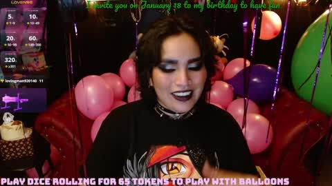 Snapshot of kureiji_fetish chatting on January 18, 2025, 8:41 am Fetiche Woman online show from January 18, 2025, 8:41 am