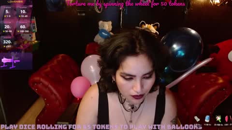 Snapshot of kureiji_fetish chatting on January 20, 2025, 2:57 pm Fetiche Woman online show from January 20, 2025, 2:57 pm