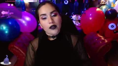 Snapshot of kureiji_fetish chatting on September 9, 2025, 10:09 pm Fetiche Woman online show from September 9, 2025, 10:09 pm