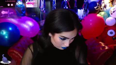 Snapshot of kureiji_fetish chatting on September 13, 2025, 9:36 pm Fetiche Woman online show from September 13, 2025, 9:36 pm