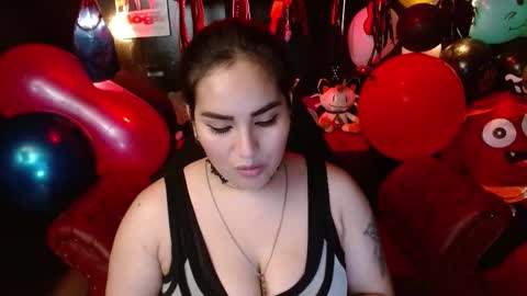 Snapshot of kureiji_fetish chatting on September 21, 2025, 1:29 am Fetiche Woman online show from September 21, 2025, 1:29 am