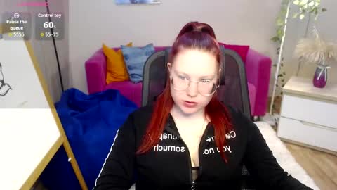 kuri_u online show from April 11, 2026, 9:46 am